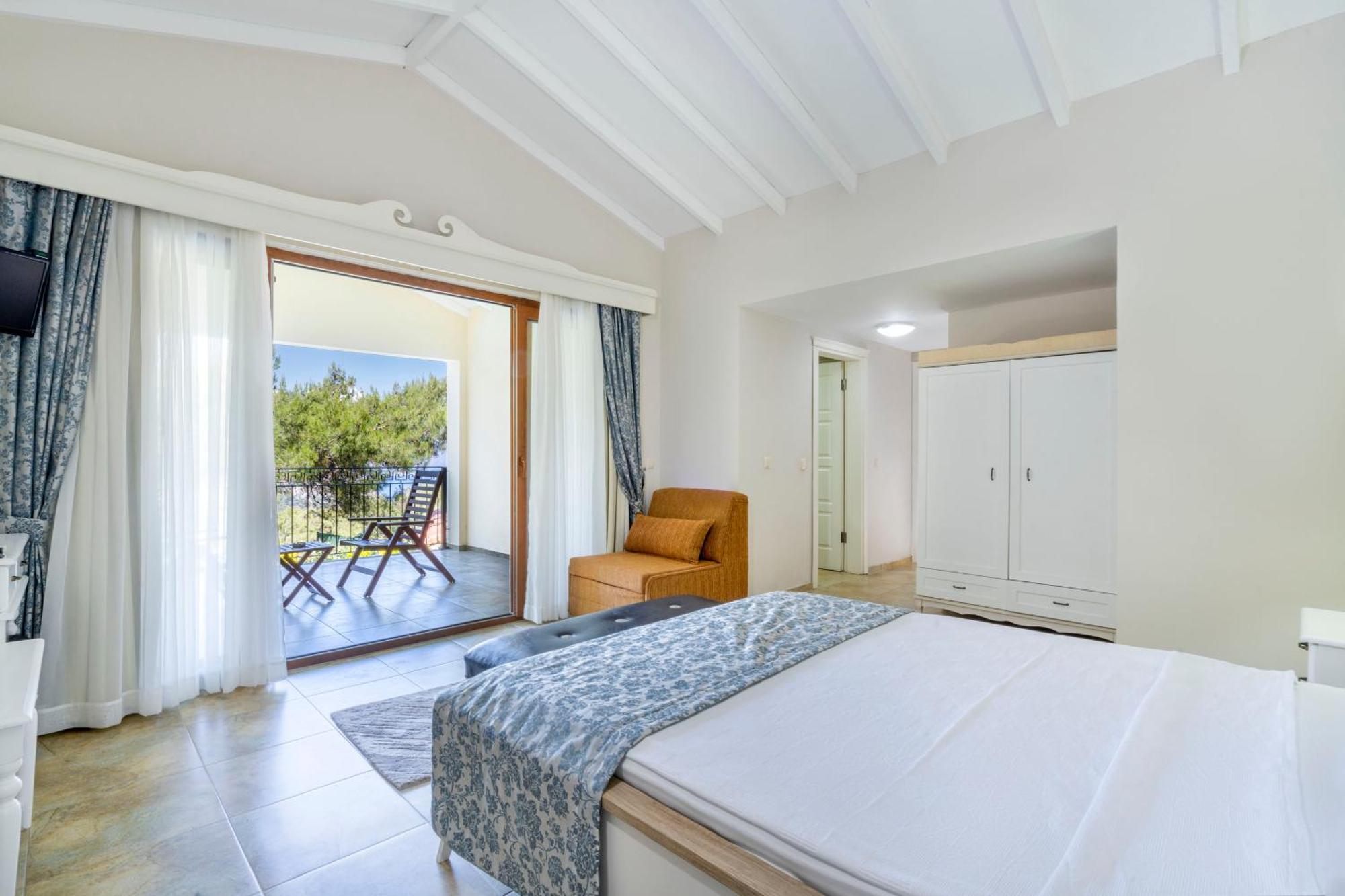 Alya Villa Hotel Turunç Exteriör bild